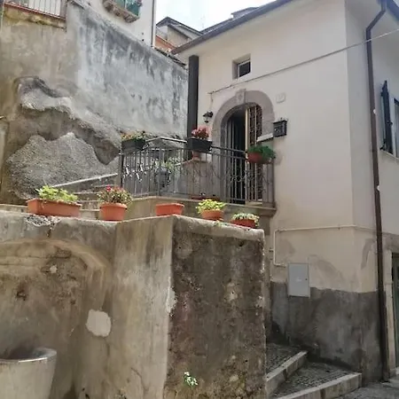 La Casa Di Cinzia Pettorano sul Gizio